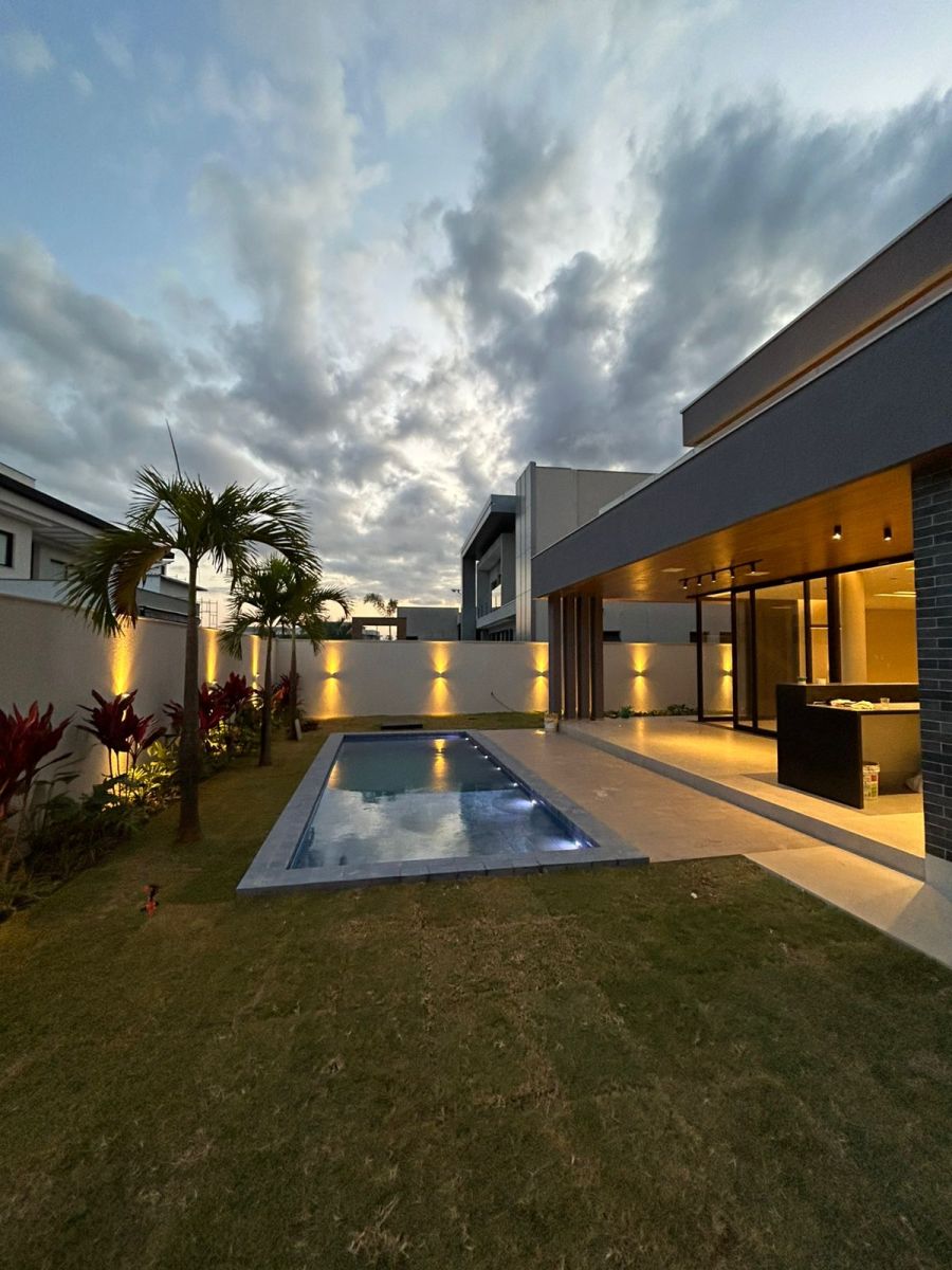 Casa em Condomínio - Venda - Alphaville Jacuhy - Serra - ES